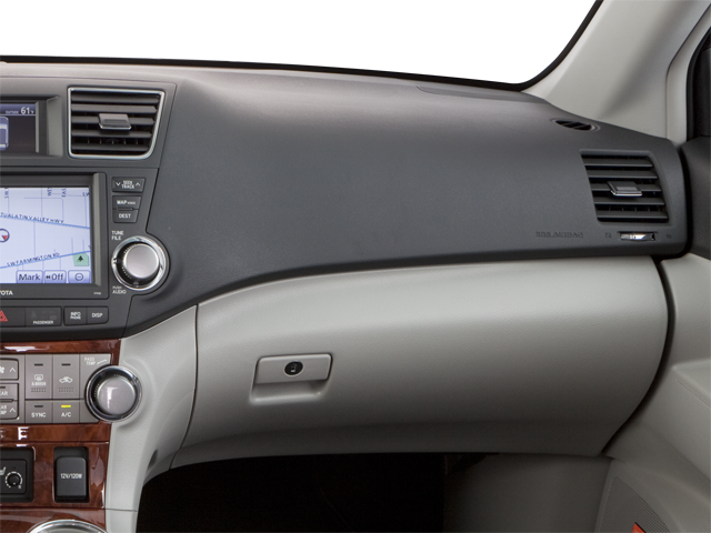 2013 Toyota Highlander SE