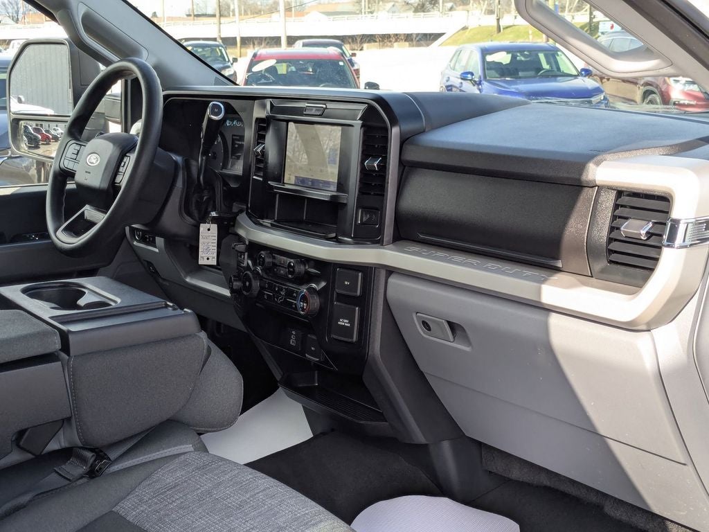 2025 Ford F-350SD XLT