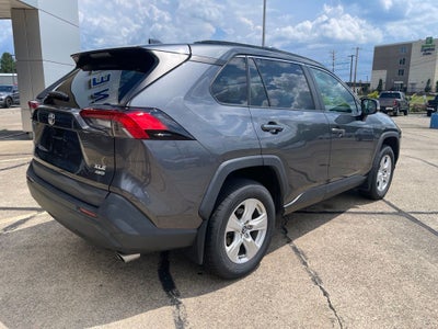 2020 Toyota RAV4 XLE
