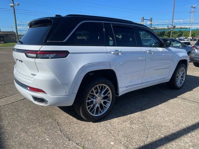 2025 Jeep Grand Cherokee Summit
