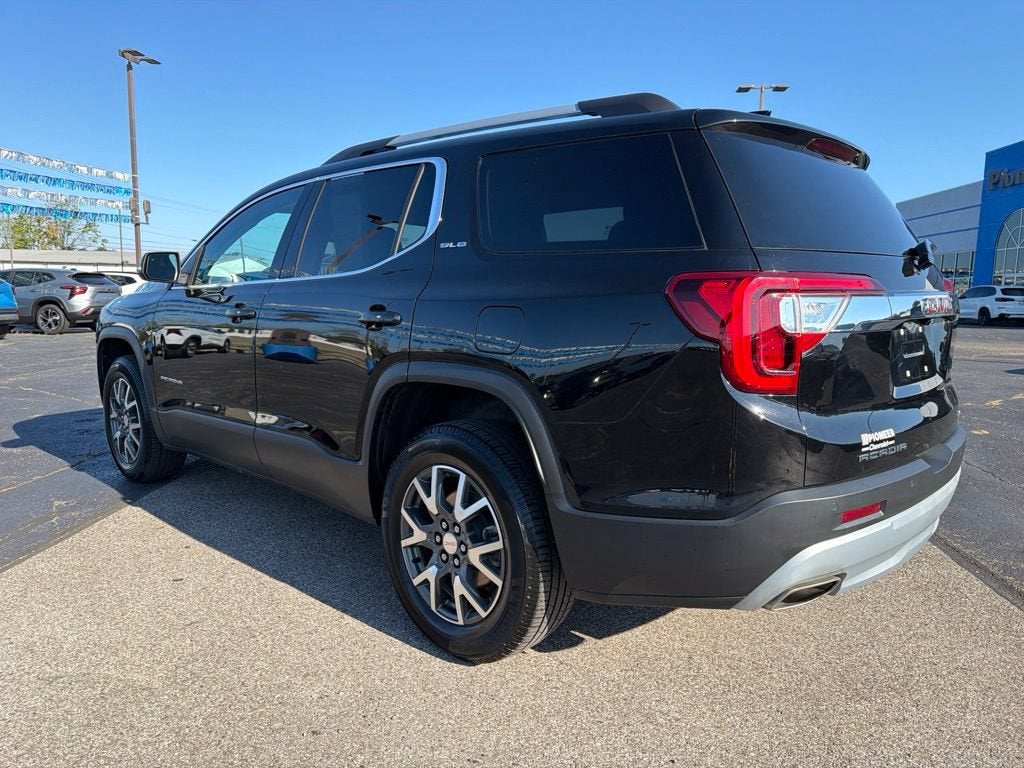 2022 GMC Acadia SLE