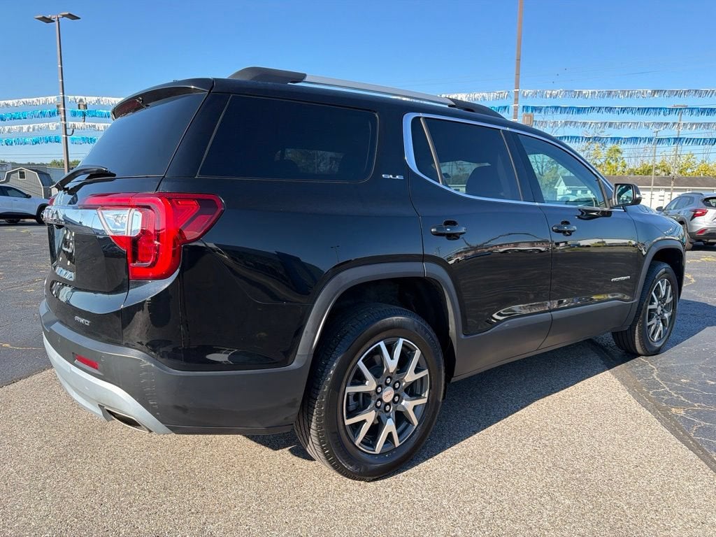 2022 GMC Acadia SLE