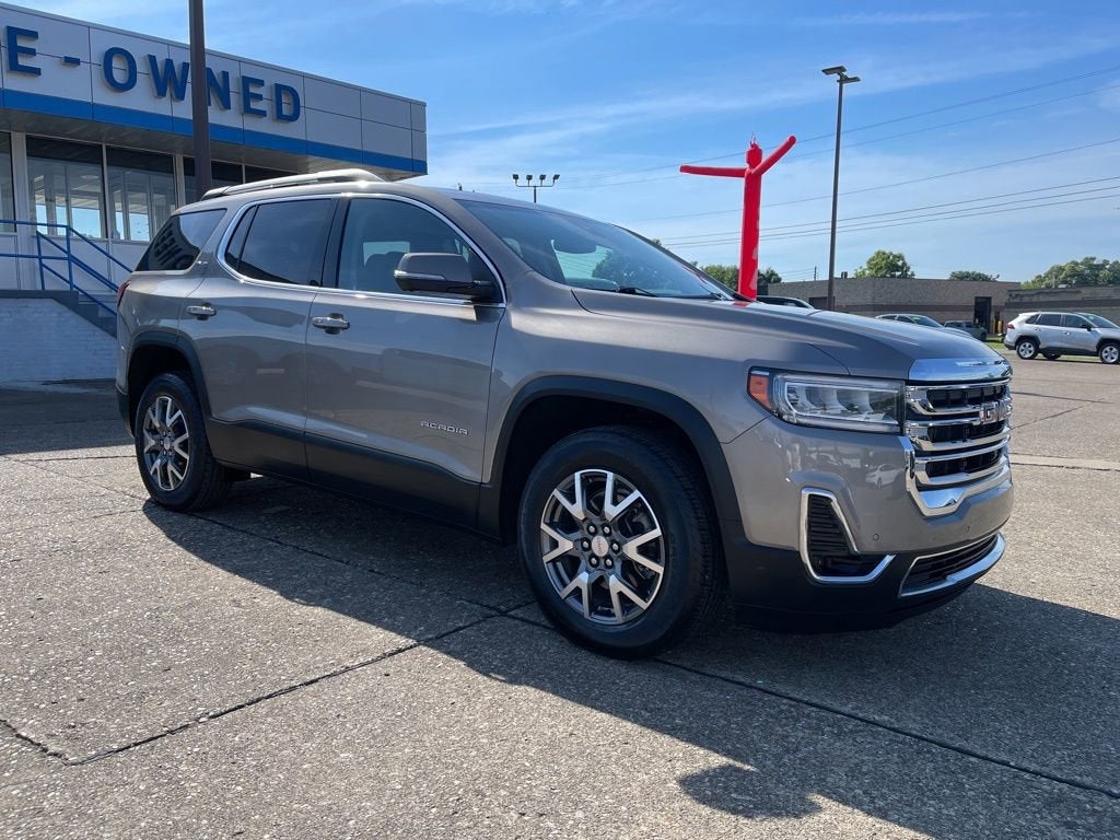 2023 GMC Acadia SLT