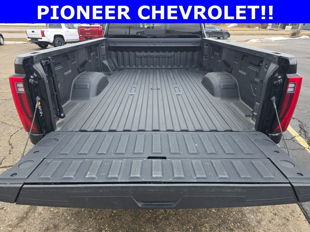 2024 GMC Sierra 3500 HD Denali Ultimate