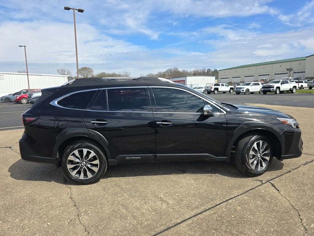 2023 Subaru Outback Touring XT