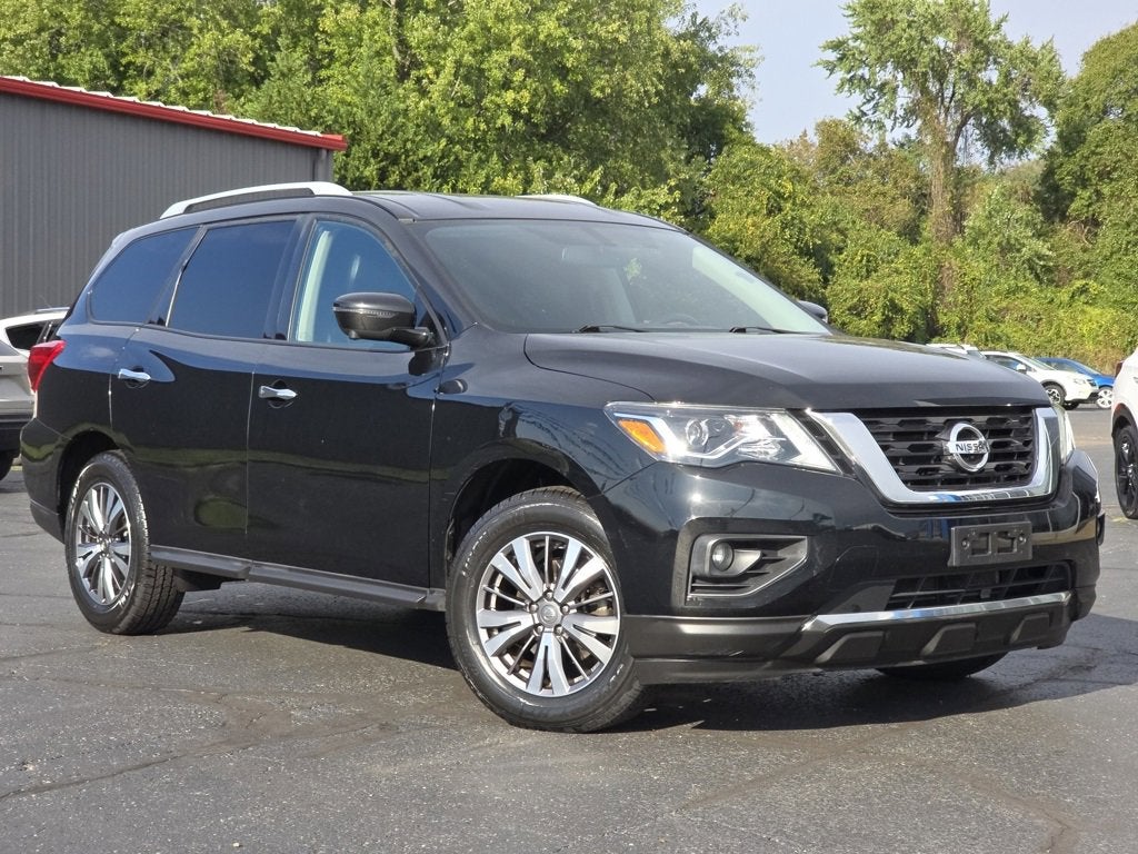 2020 Nissan Pathfinder SL