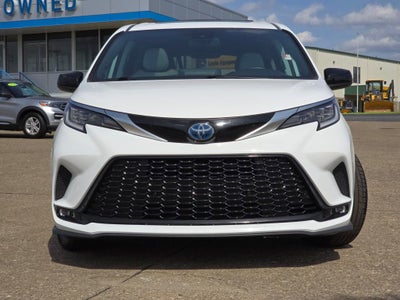 2021 Toyota Sienna XSE
