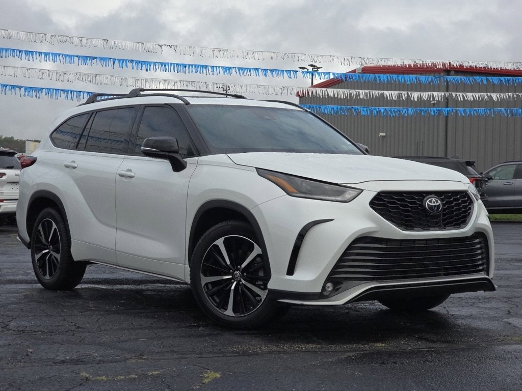2022 Toyota Highlander XSE