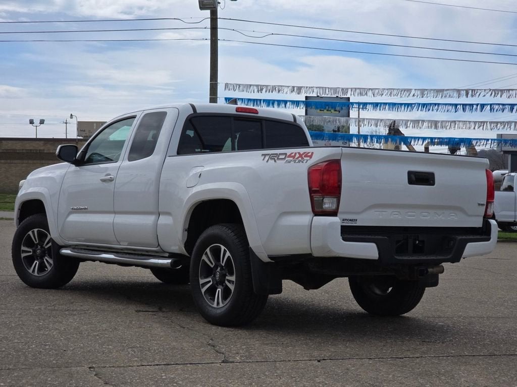 2017 Toyota Tacoma SR5