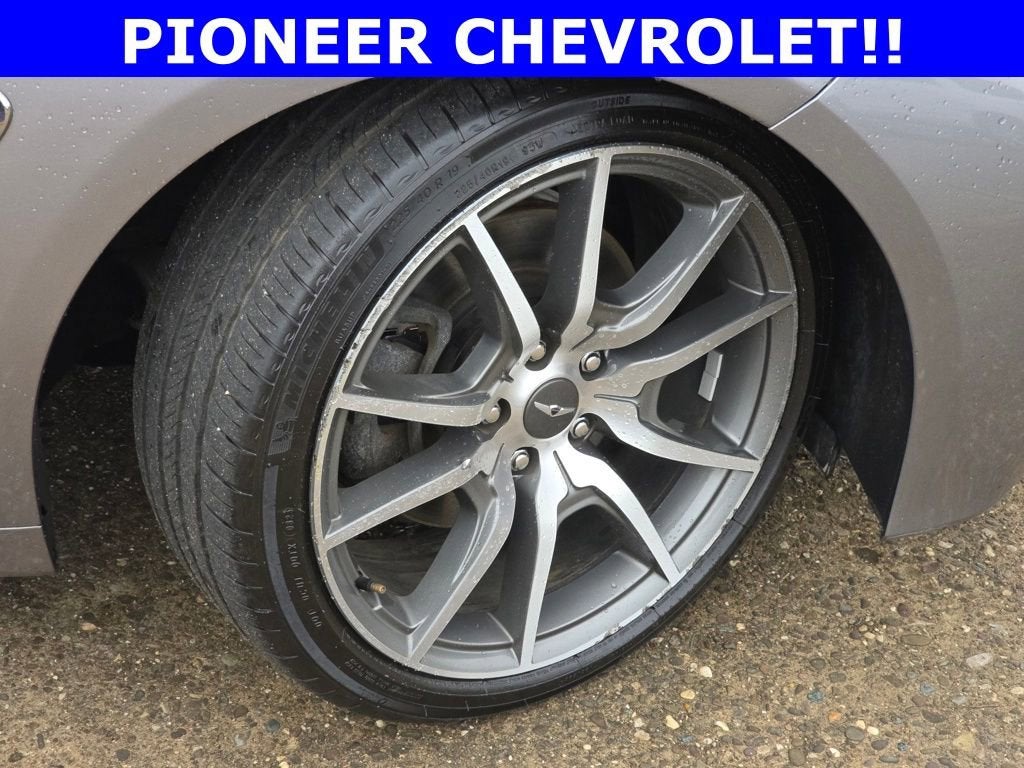 2020 Genesis G70 2.0T