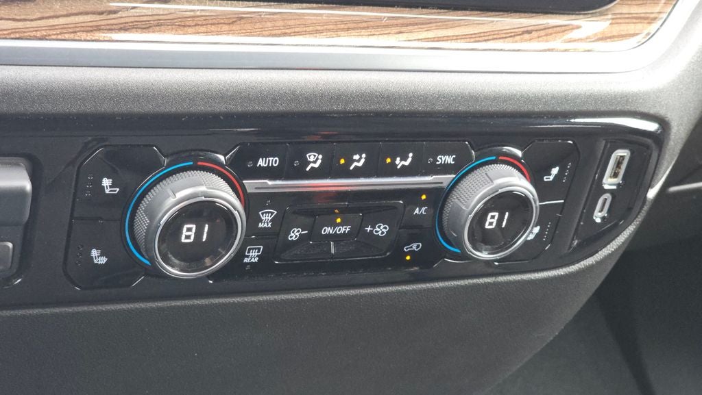 2025 Chevrolet Silverado 1500 LT LT1