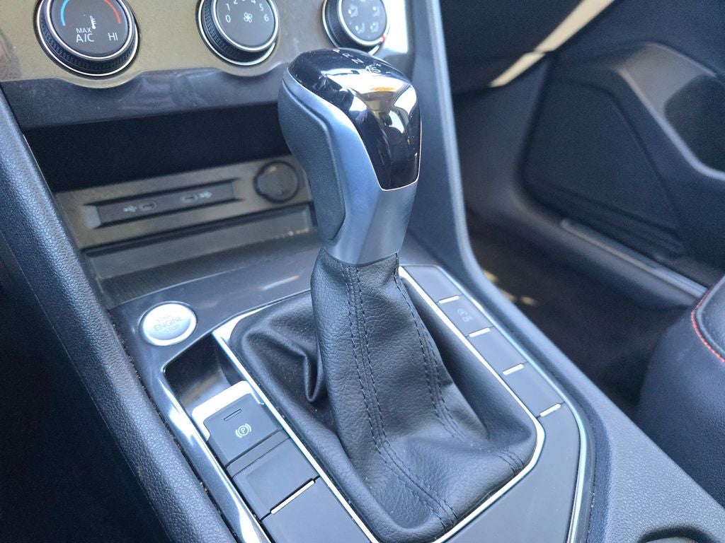 2024 Volkswagen Tiguan 2.0T Wolfsburg Edition