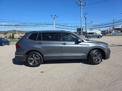 2024 Volkswagen Tiguan 2.0T Wolfsburg Edition