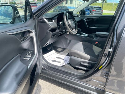 2023 Toyota RAV4 Hybrid LE