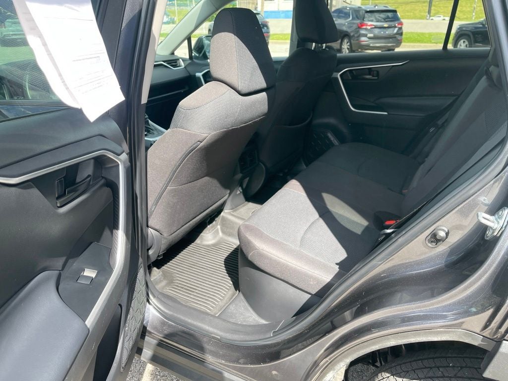 2023 Toyota RAV4 Hybrid LE