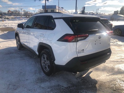 2022 Toyota RAV4 Hybrid XLE