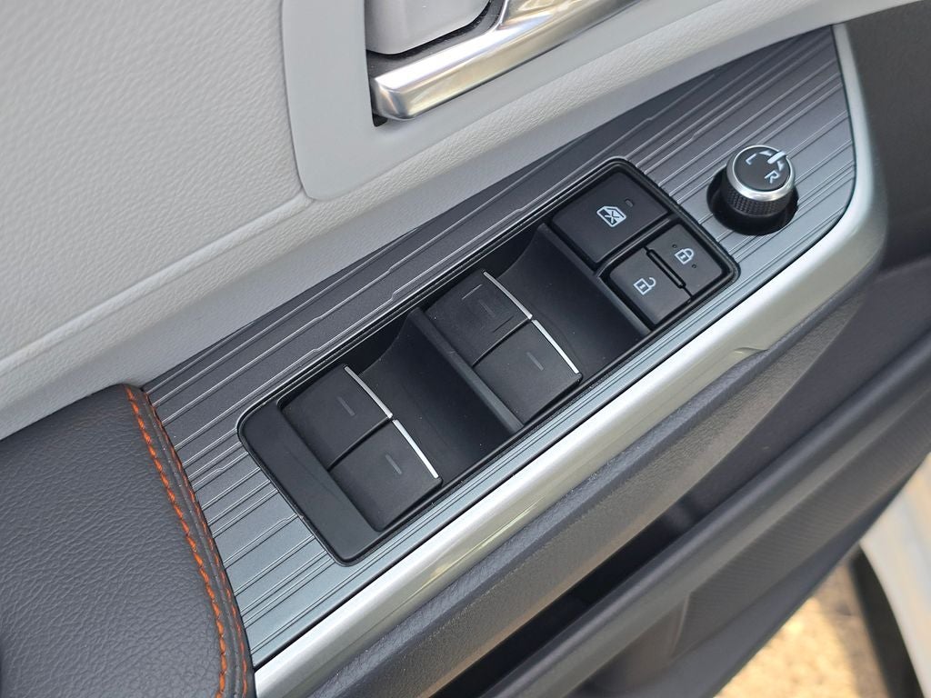 2021 Toyota Sienna XSE 7 Passenger