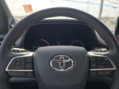 2021 Toyota Sienna XSE 7 Passenger