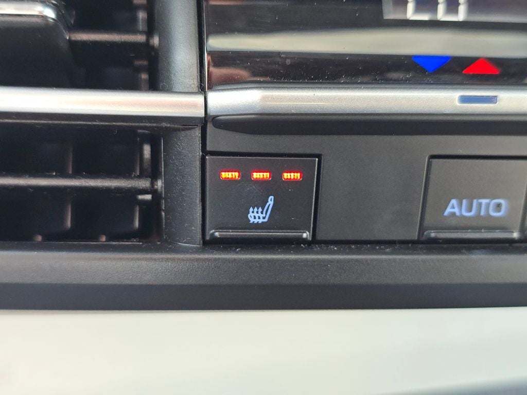 2021 Toyota Sienna XSE 7 Passenger