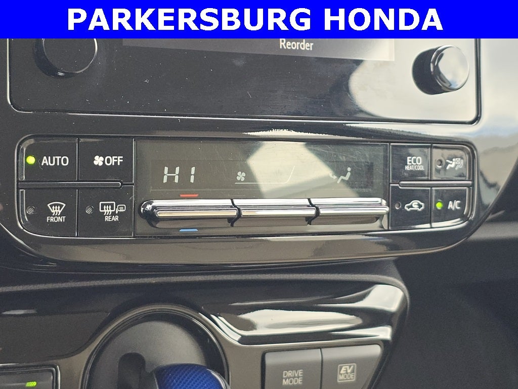 2019 Toyota Prius LE AWD-e