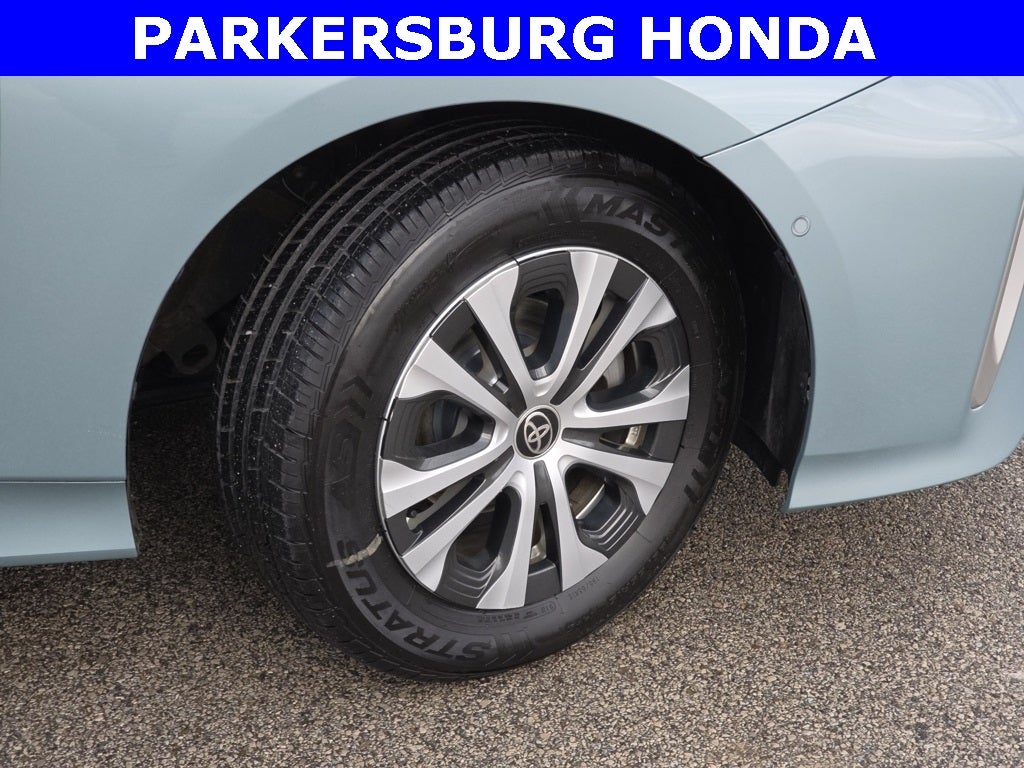 2019 Toyota Prius LE AWD-e