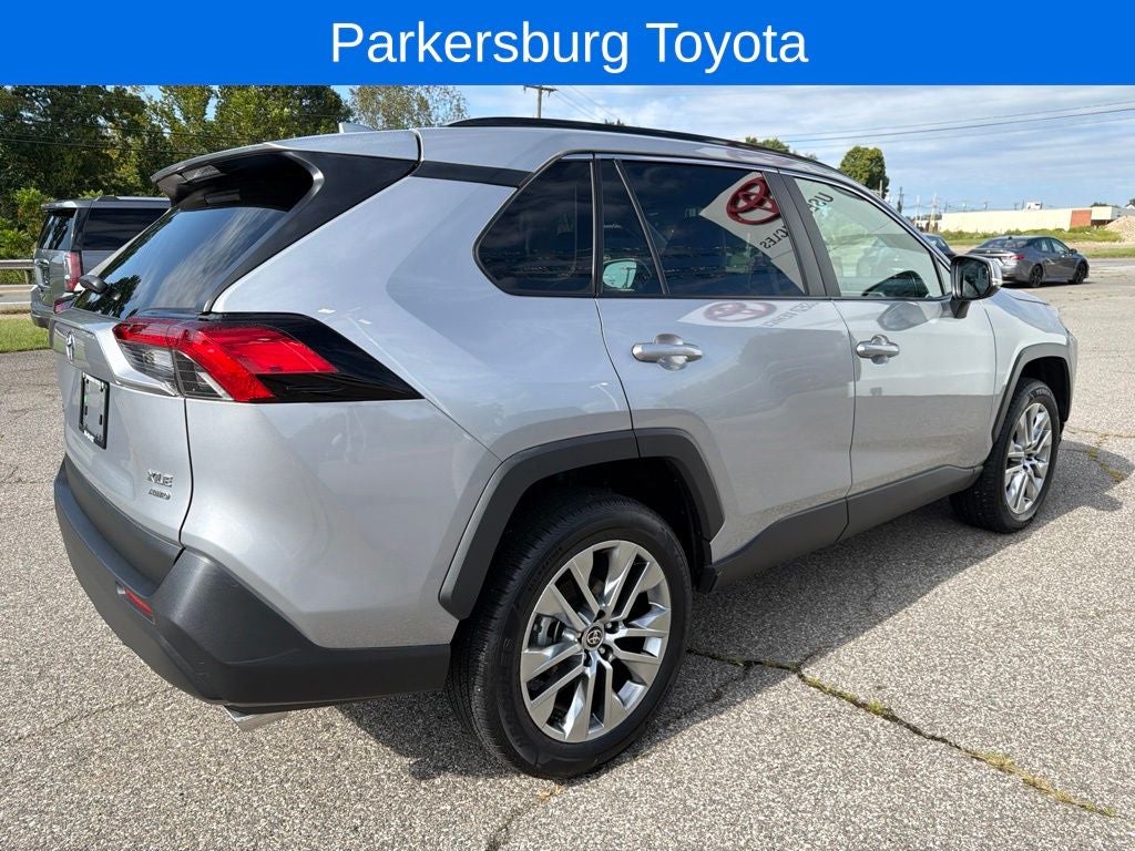 2022 Toyota RAV4 XLE Premium