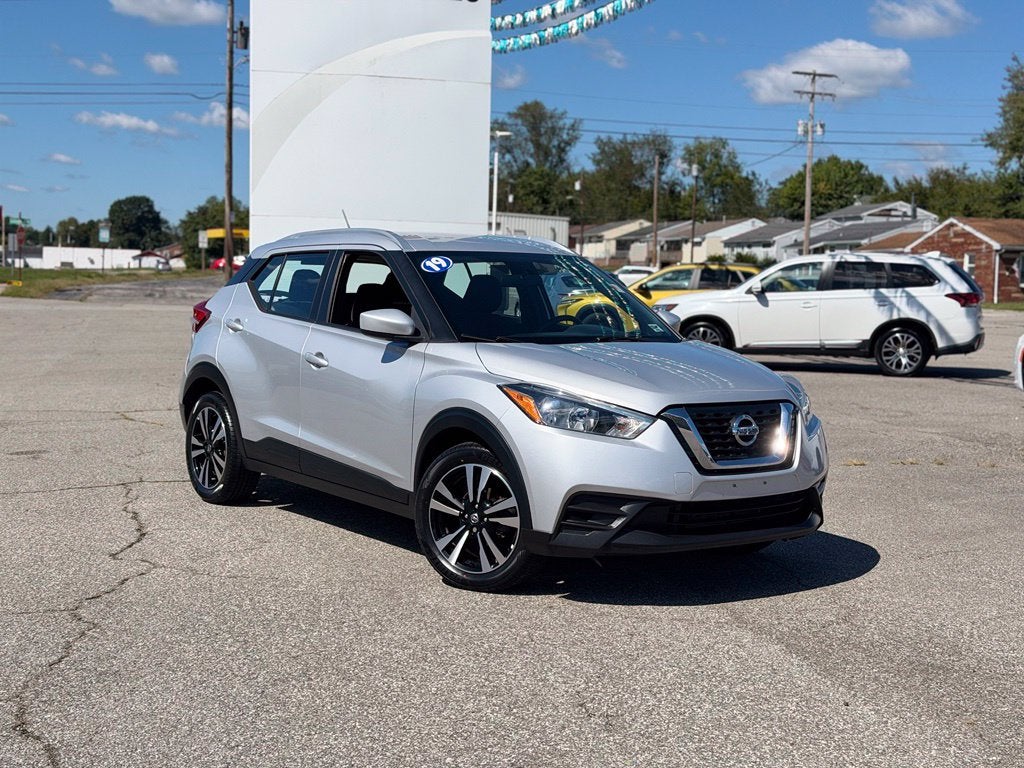 Used 2019 Nissan Kicks SV with VIN 3N1CP5CU3KL548295 for sale in Parkersburg, WV