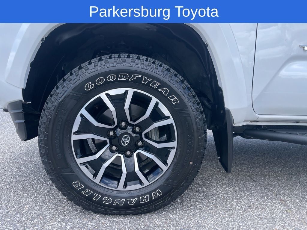 2023 Toyota Tacoma TRD Sport V6