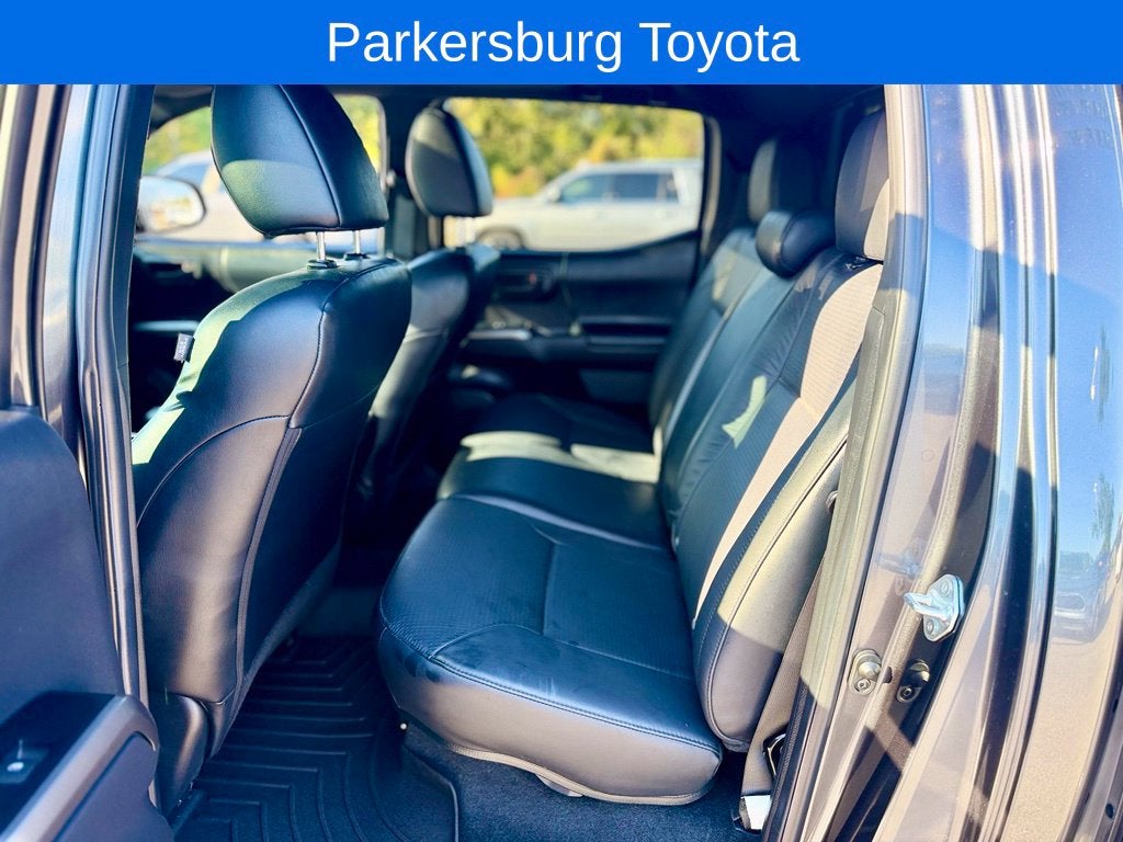 2023 Toyota Tacoma Limited V6