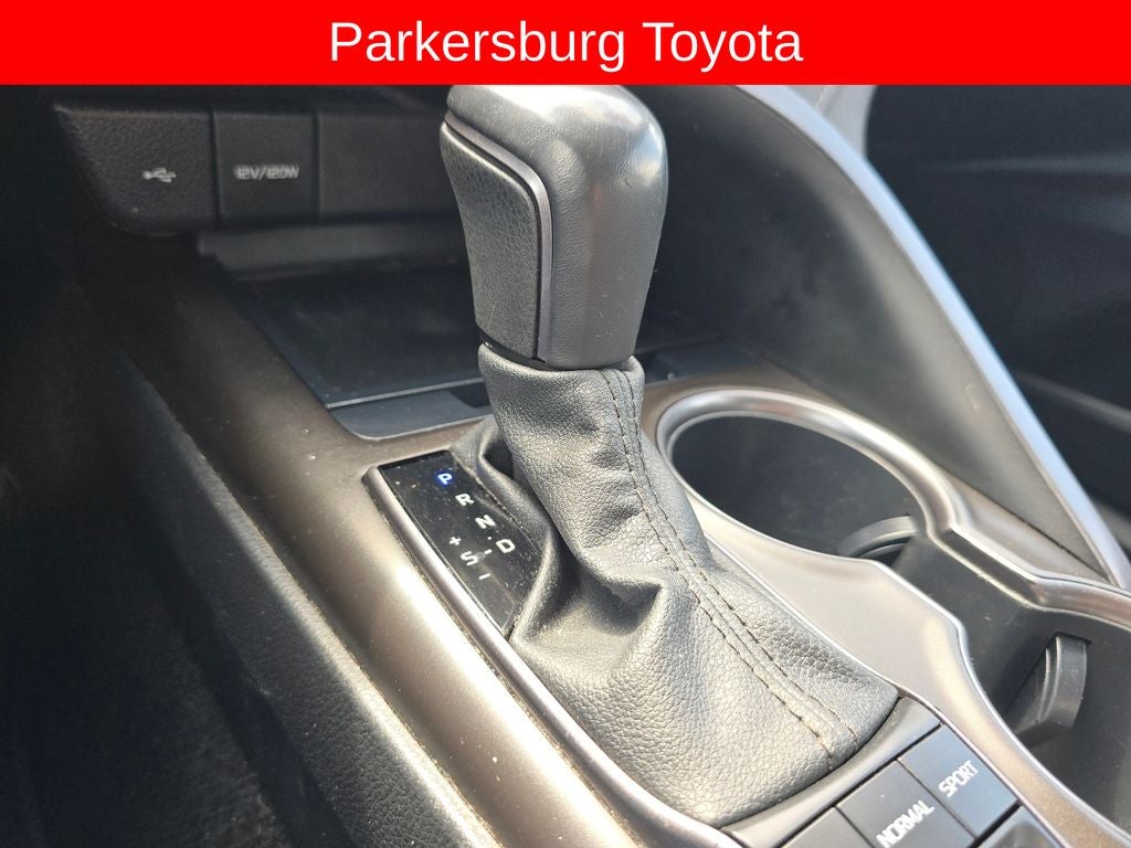 2023 Toyota Camry Hybrid SE