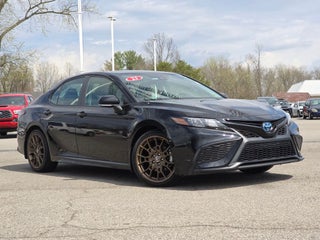 2023 Toyota Camry Hybrid SE