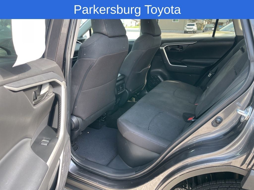 2023 Toyota RAV4 Hybrid LE