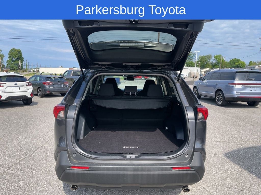 2023 Toyota RAV4 Hybrid LE