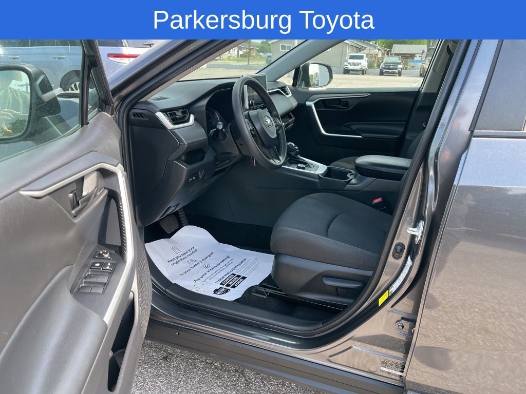 2023 Toyota RAV4 Hybrid LE