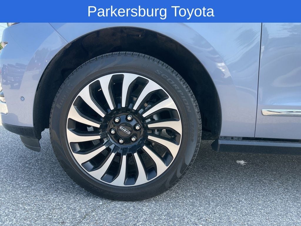 2024 Lincoln Navigator Black Label
