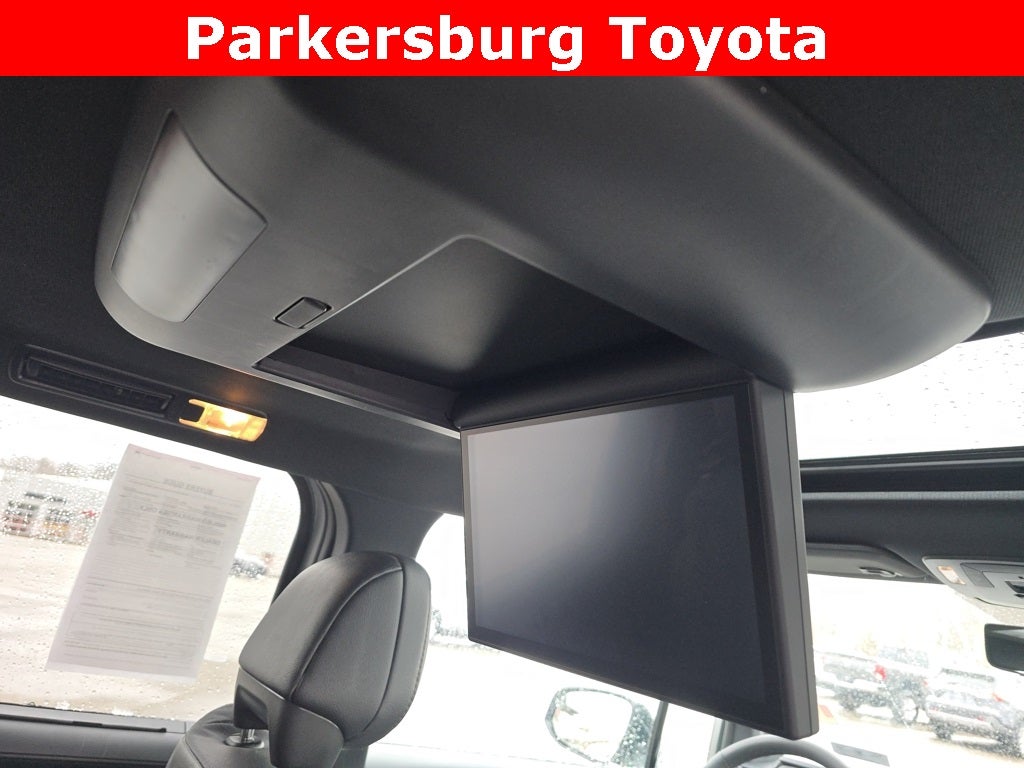 2026 Toyota Sienna Platinum 7 Passenger