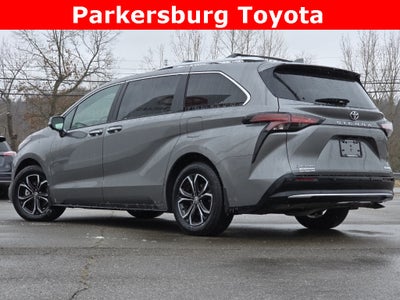 2026 Toyota Sienna Platinum 7 Passenger