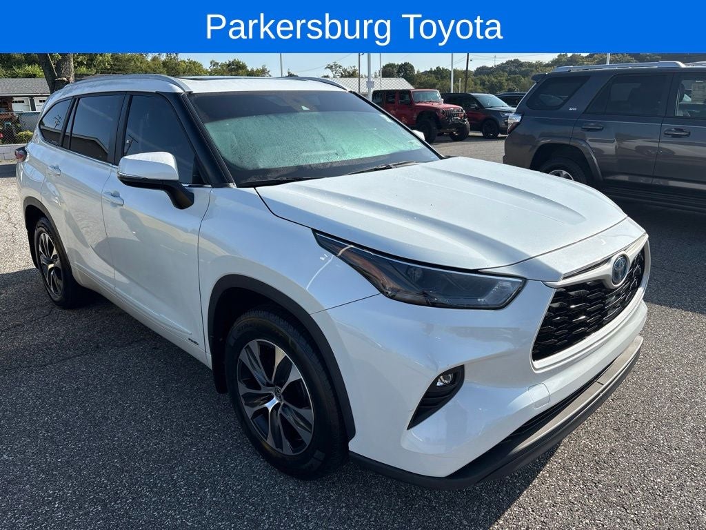 2023 Toyota Highlander Hybrid XLE