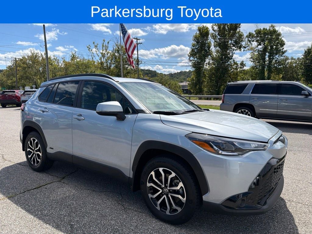 2024 Toyota Corolla Cross Hybrid SE