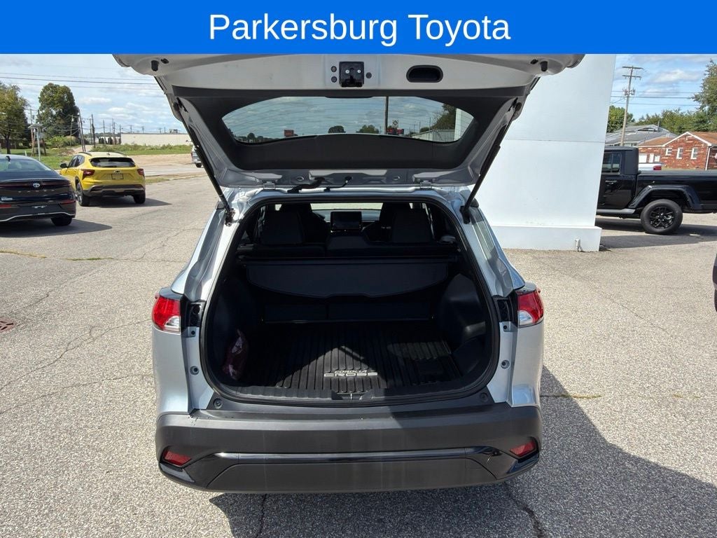 2024 Toyota Corolla Cross Hybrid SE