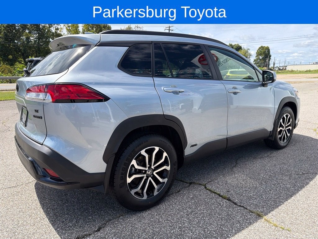 2024 Toyota Corolla Cross Hybrid SE
