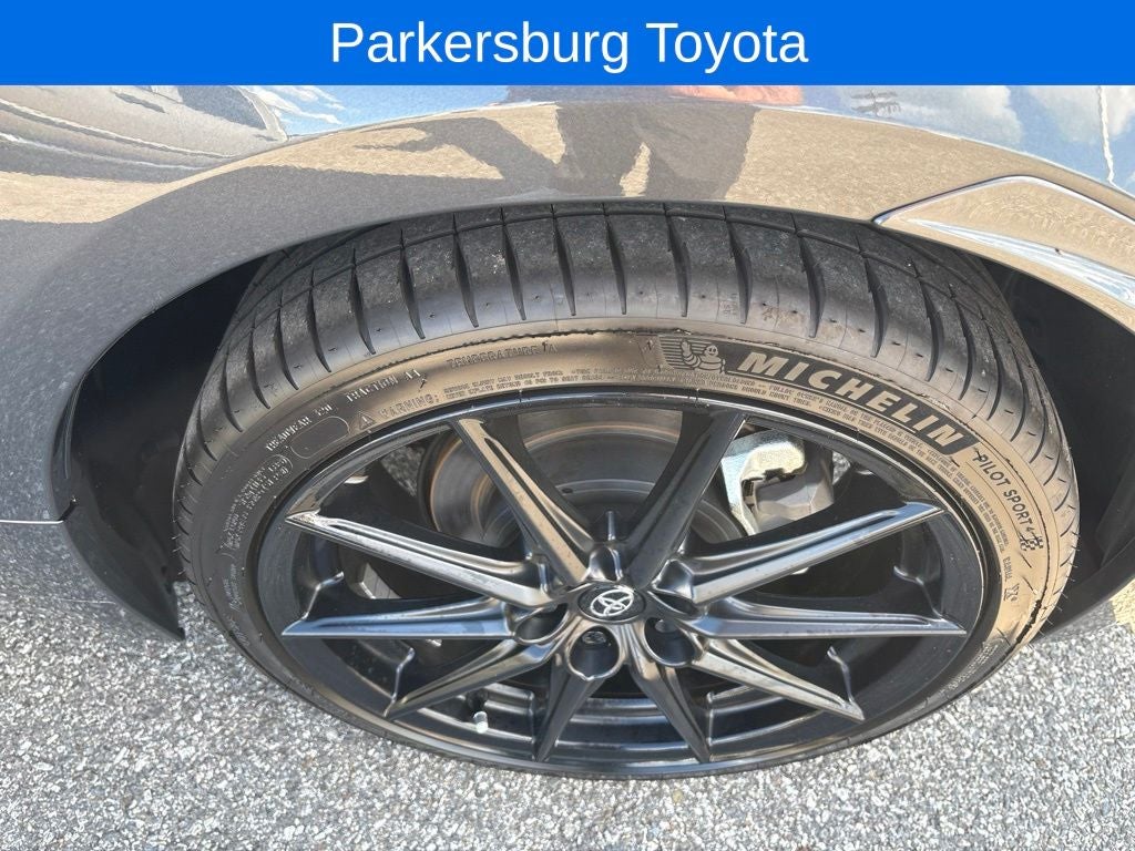 2025 Toyota GR86 Premium
