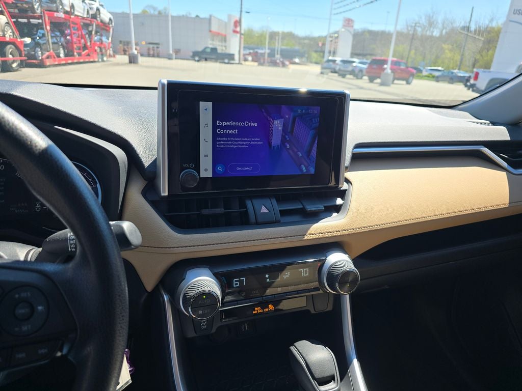 2025 Toyota RAV4 Hybrid LE