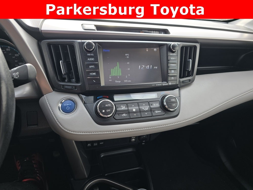 2017 Toyota RAV4 Hybrid XLE