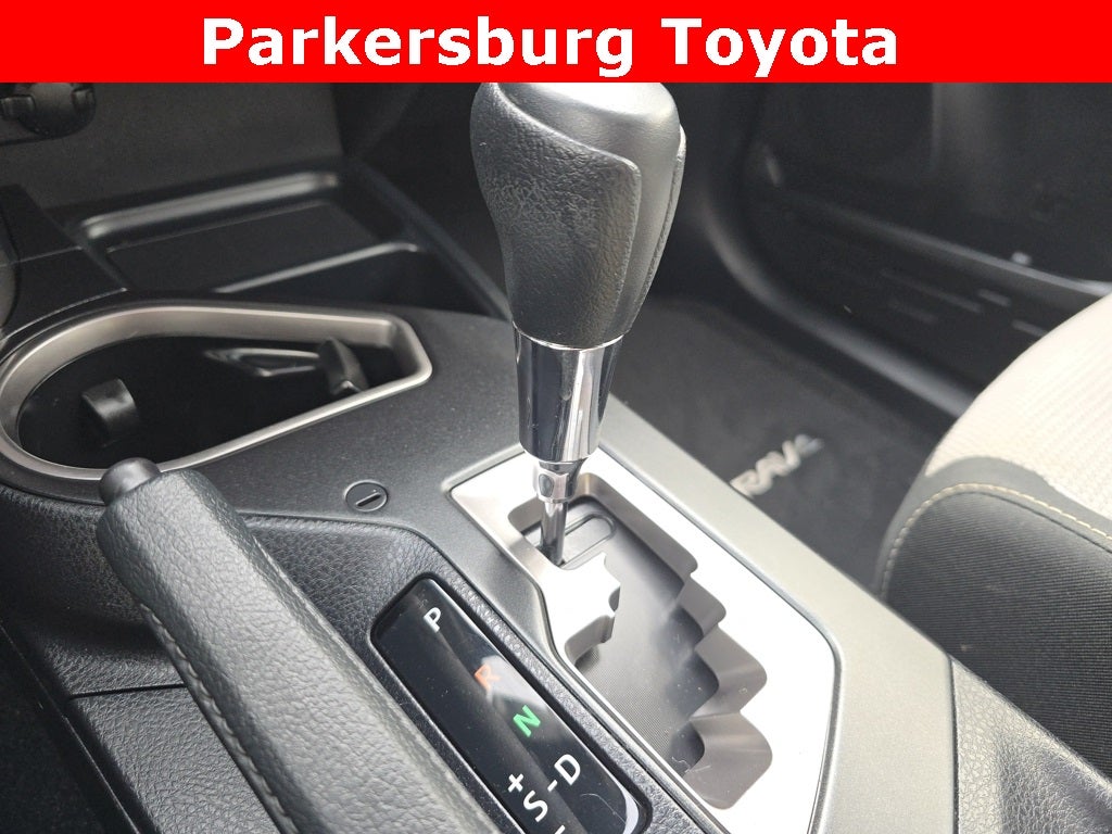 2017 Toyota RAV4 Hybrid XLE