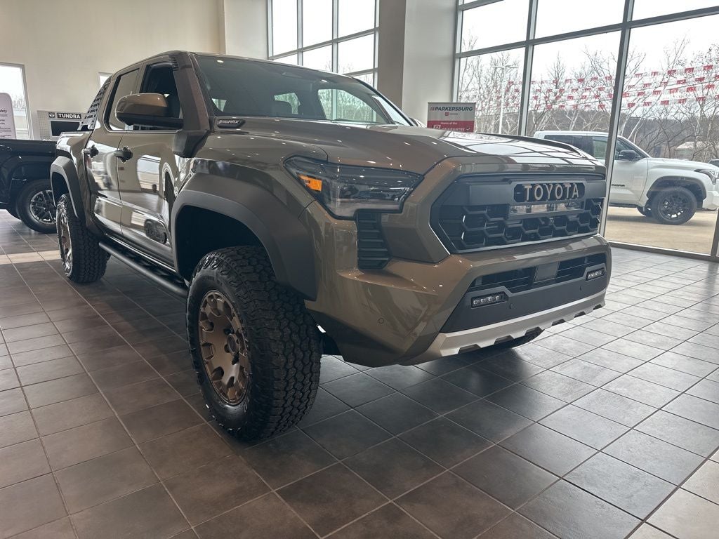 2026 Toyota Tacoma i-FORCE MAX Tacoma Trailhunter