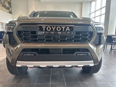 2026 Toyota Tacoma i-FORCE MAX Tacoma Trailhunter