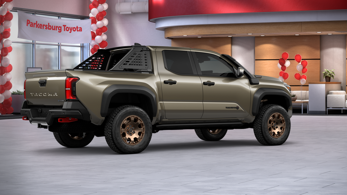 2026 Toyota Tacoma i-FORCE MAX Tacoma Trailhunter