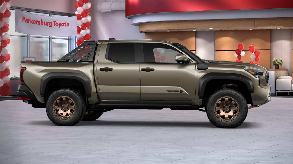 2026 Toyota Tacoma i-FORCE MAX Tacoma Trailhunter
