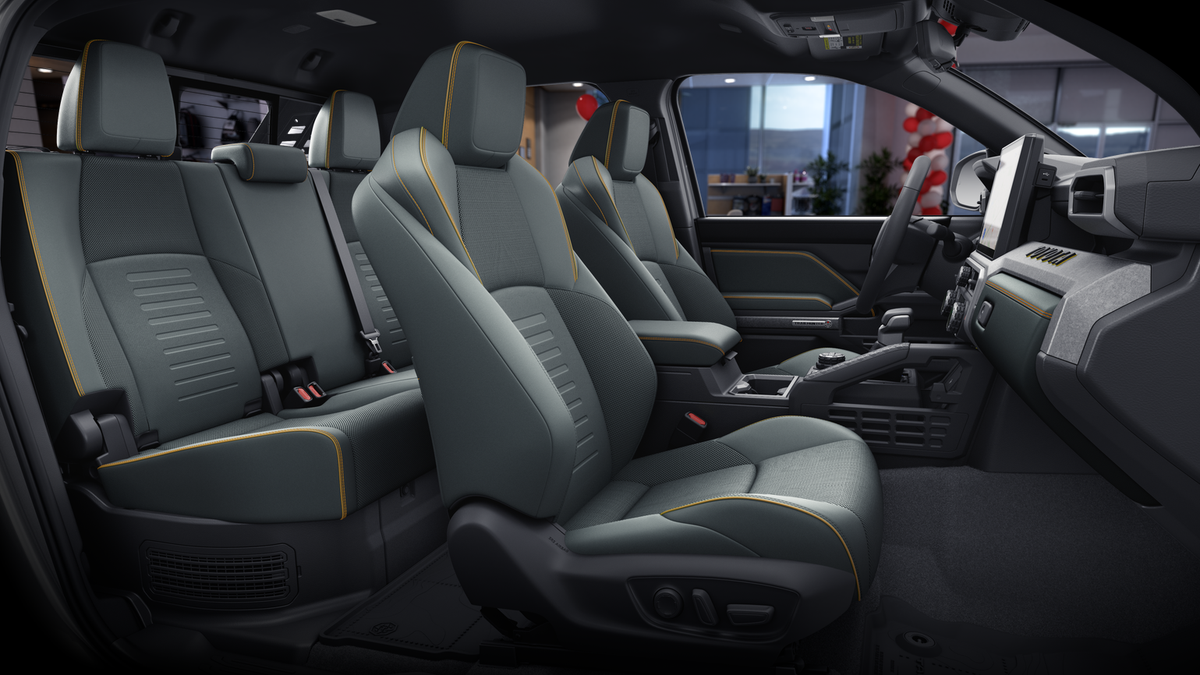 2026 Toyota Tacoma i-FORCE MAX Tacoma Trailhunter